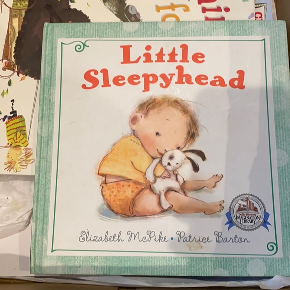 Kid books - Picture 1 of 8